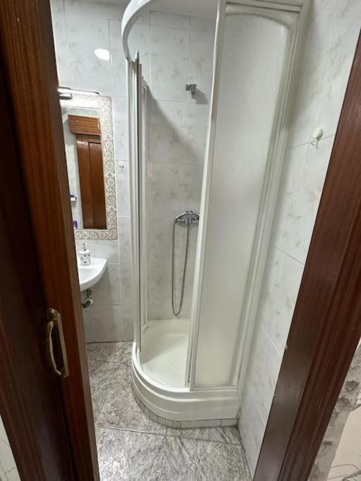 Economico Piso En Madrid Centro Daire Dış mekan fotoğraf